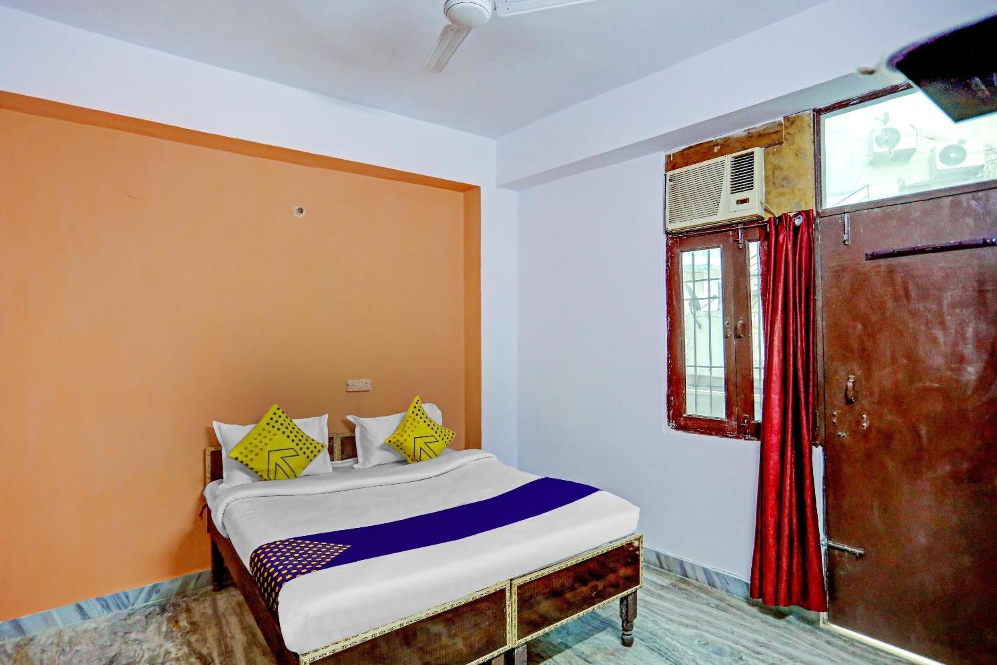 SPOT ON 78763 Raj Hotel Vip Kālkāji Devi Exterior foto